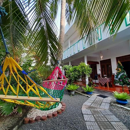 Sayura Beach Hotel Mirissa Exterior photo